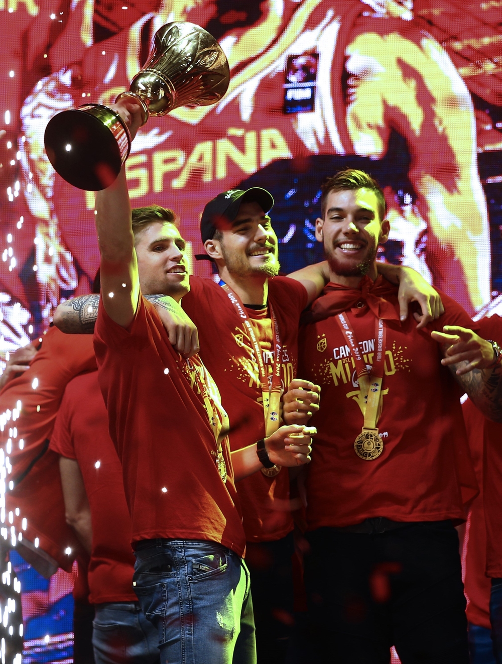 Celebración selección española de baloncesto  / RODRIGO JIMÉNEZ