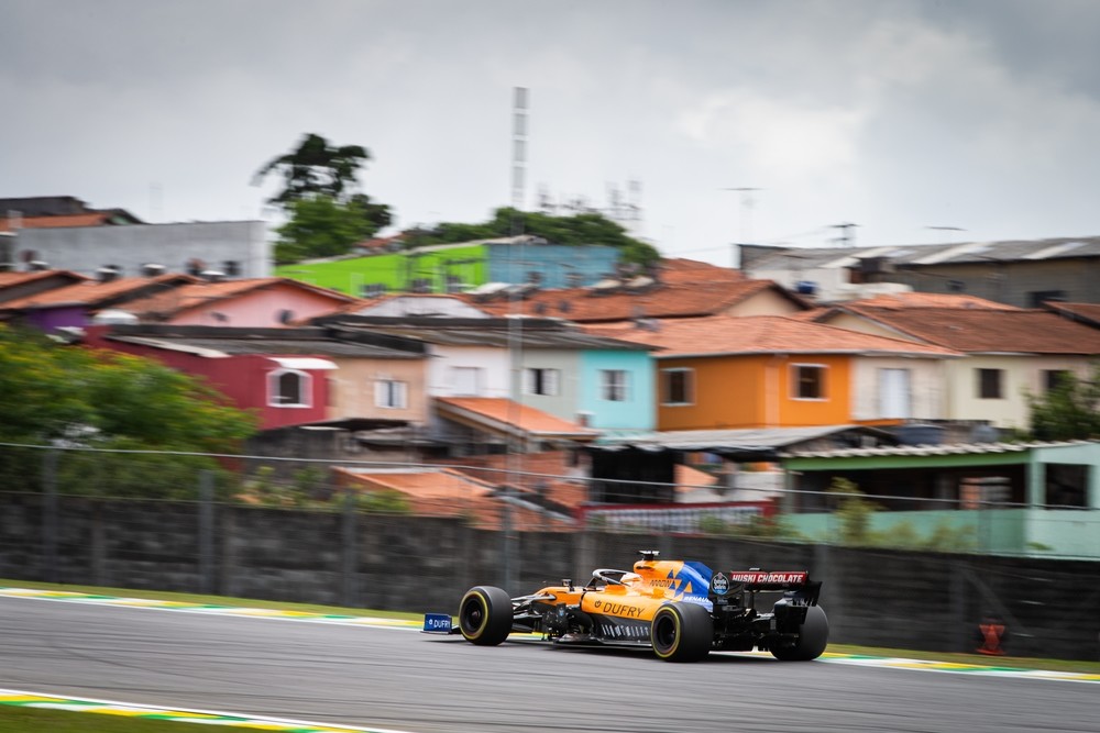 Verstappen gana en Brasil con remontada épica de Sainz