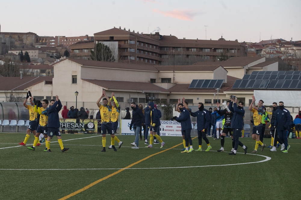 Partido de fútbol Diocesano - Real Á?vila.  / ISABEL GARCÍA