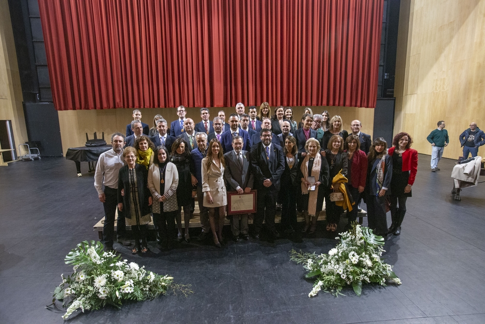 Otorgamiento de la Medalla de Oro de la Ciudad a la Asociación Española Contra el Cancer AECC.  / ISABEL GARCÍA