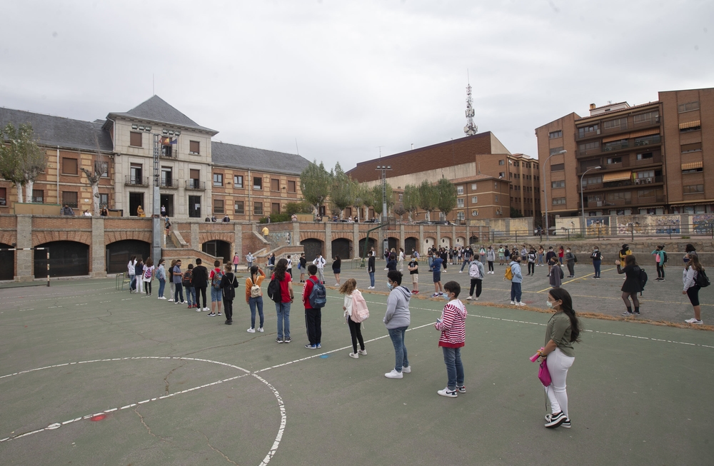 Comienzo de curso para los alumnos de secundaria y bachillerato.