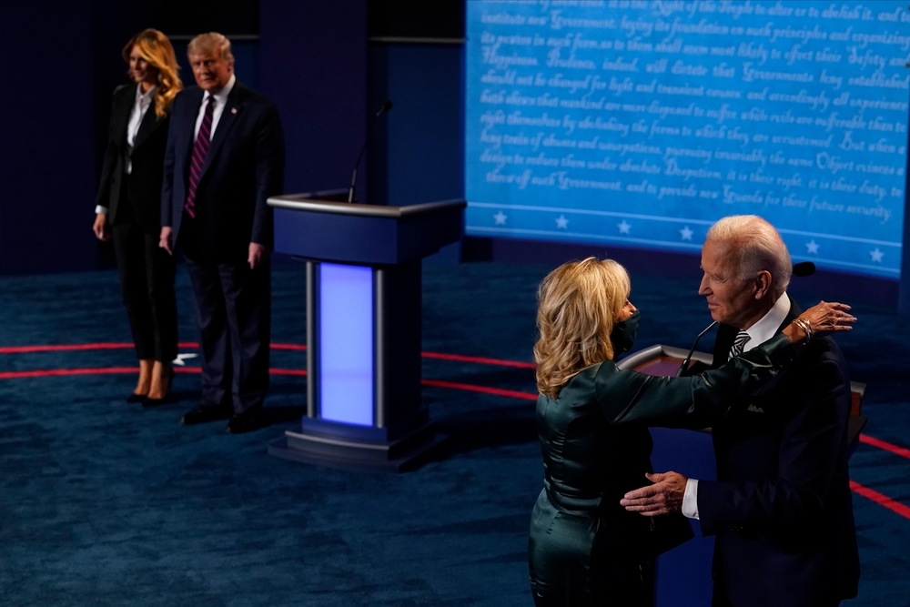 Trump ataca duro a Biden en un primer debate caótico y agrio