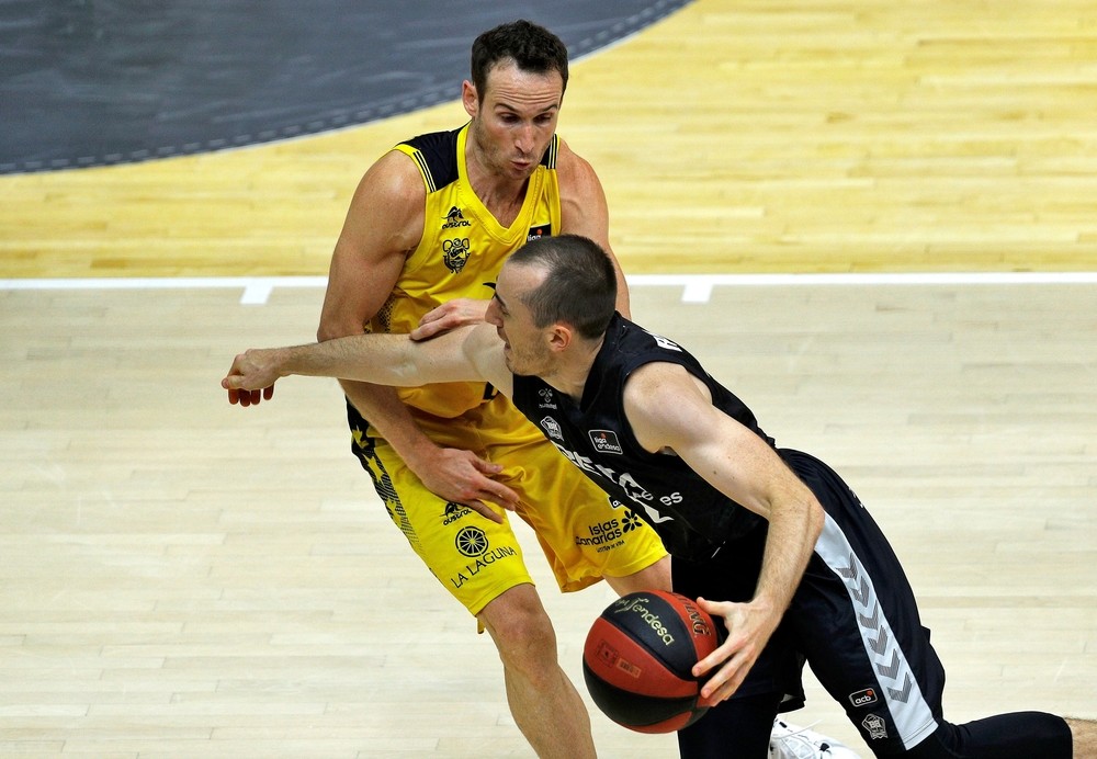 El Barça no necesita a Mirotic para pasar como líder
