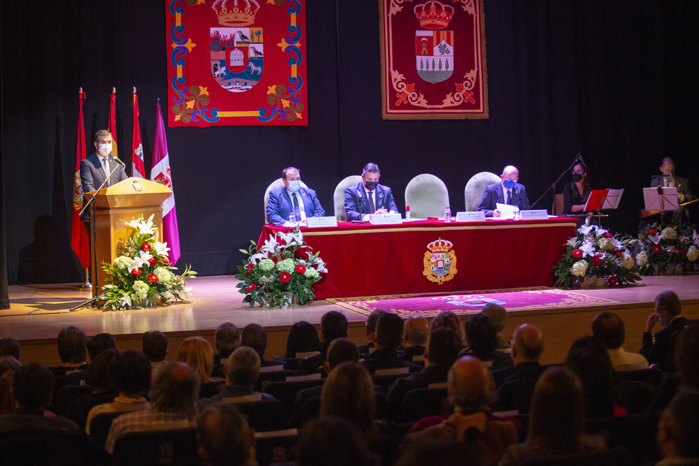 Asamblea de la Institución de la Institución Gran Duque de Alba en Sotillo de la Adrada.  / DAVID CASTRO