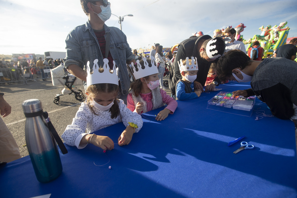 Fiesta InfantÁ­l Feliz Cumpleaños realizada por el ayuntamiento para los niños por el confinamiento.  / ISABEL GARCÍA