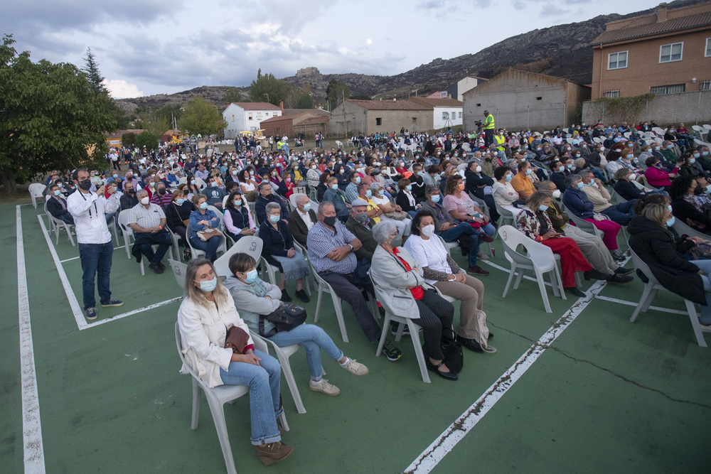 Festival solidario 'Sotalbo Resurge', Nuevo Mester de JuglarÁ­a.  / ISABEL GARCÍA