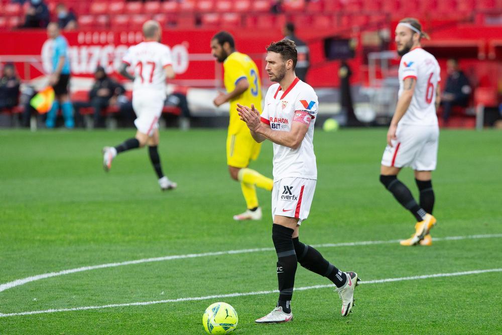 En-Nesyri se da un festival de goles