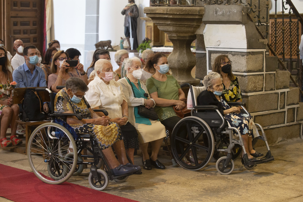 Homenaje mujeres centenarias de Riocabado.  / ISABEL GARCÍA
