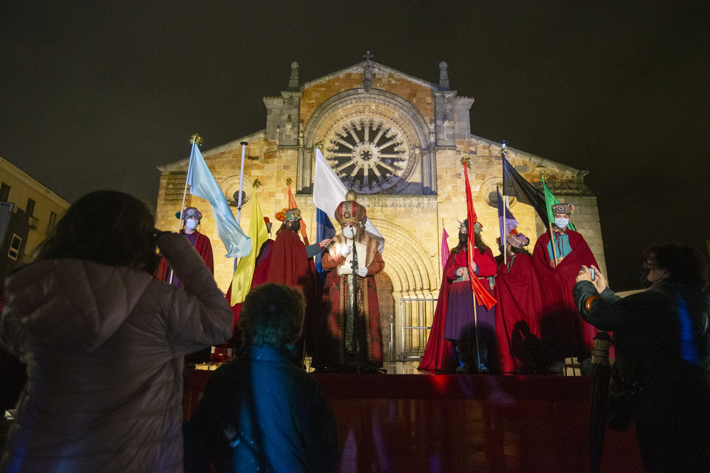 Bando Real del Emisario de los Reyes Magos.  / ISABEL GARCÍA