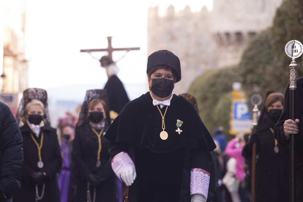 Semana Santa, Sábado de Pasión, Procesión de los Estudiantes, Hermandad Universitaria del Stmo Cristo de los Estudiantes y María Santísima Sede de Sabiduría.  / ISABEL GARCÍA