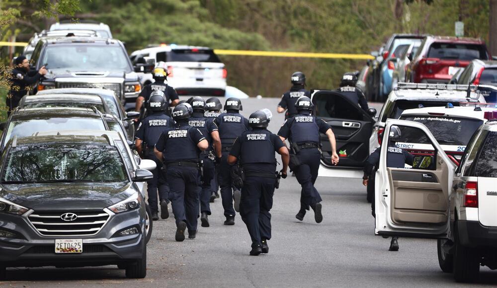 Al menos dos muertos en un tiroteo en una escuela de Texas