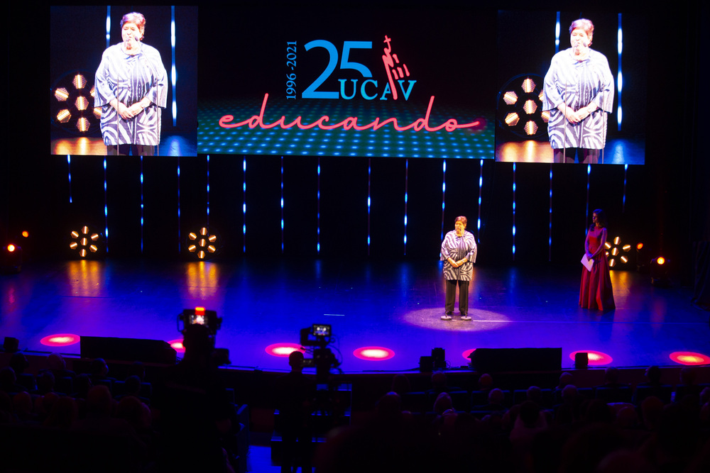 Gala del 25 aniversario de la Ucav celebrada en el Lienzo Norte.  / DAVID CASTRO