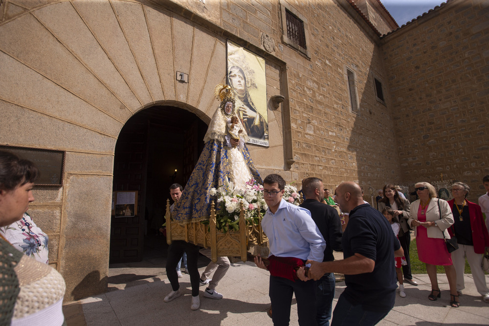 La Virgen de la Cabeza se acerca a la ermita de Las Vacas