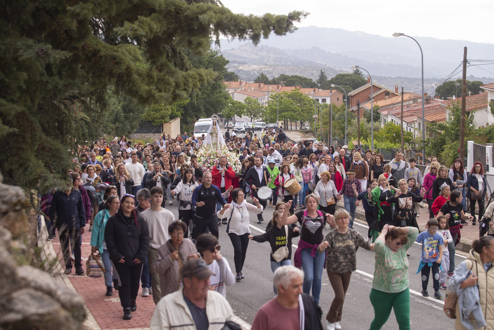 Romería de la Virgen de Navaserrada en Hoyo de Pinares.