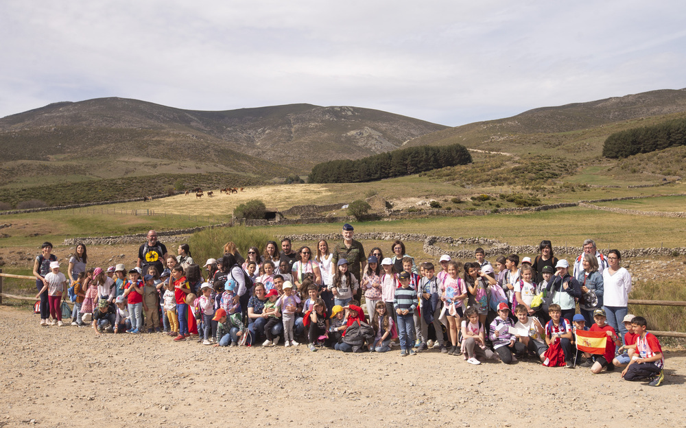 El Rey se acerca a la labor del Seprona en Gredos