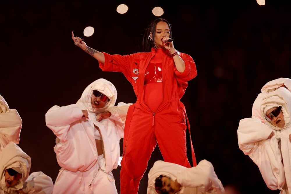 Rihanna eclipsa la final de la Super Bowl