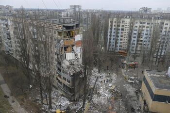 Rusia vuelve a atacar con drones una zona residencial de Odesa
