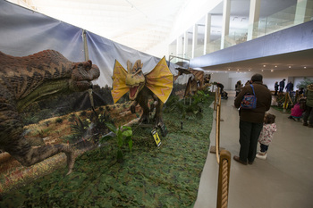 Los dinosaurios cobran vida en el Lienzo Norte