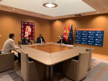 Reunión de XAV con alcaldes de la zona de Aliste