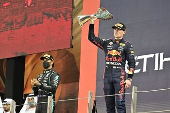 Mercedes retira su apelación y acepta el título de Verstappen