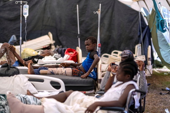 Asciende a más de 2.000 los muertos por el terremoto de Haití
