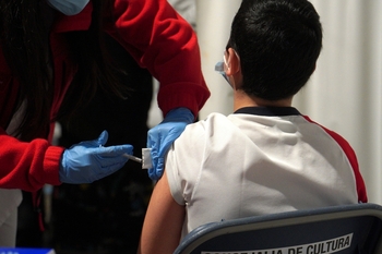 Ávila cierra la próxima semana la llamada a vacunar a niños