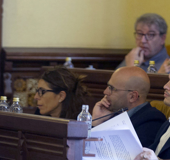 Dos concejales del PSOE dejarán el grupo municipal este mes