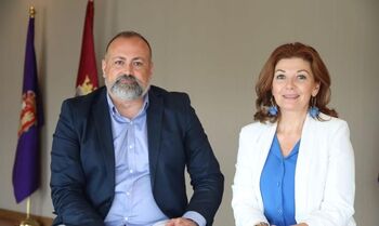 «Fotos y cero política», balance de los procuradores del PSOE