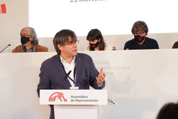 Puigdemont dejará la presidencia de JxCat el 4 de junio