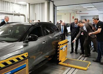 Los vehículos híbridos tendrán un Perte exclusivo de 1.000M€