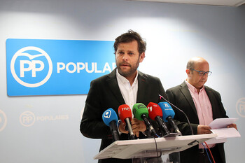Javier Santiago Vélez deja la presidencia del PP de León