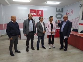 PSOE y CEOE analizan los proyectos del Gobierno en Ávila