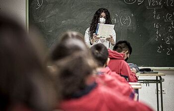 Los docentes de Castilla y León son los quintos peor pagados