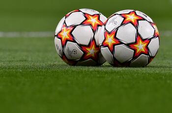 La UEFA reabre el mercado para sus competiciones