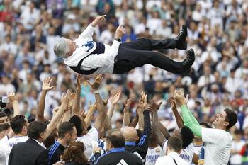 Ancelotti, primer entrenador en conquistar las 5 grandes Ligas
