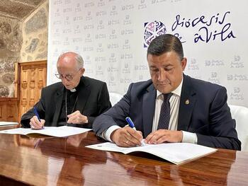Un convenio de 120.000 euros permitirá arreglar tres iglesias