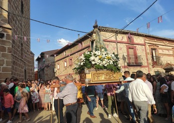 Lanzahíta arropa a su Virgen del Prado