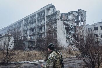Una explosión en Lugansk hiere a un ministro impuesto por Rusia