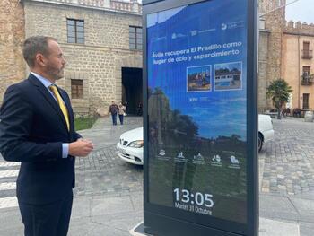 Instalación de nuevas pantallas digitales en Ávila