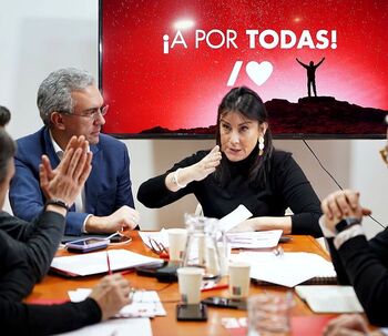 El PSOE fija a sus candidatos como «dique» frente a PP y Vox