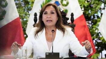Boluarte pide al Congreso peruano aceptar un adelanto electoral