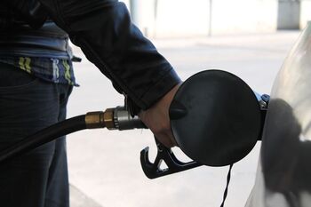 El precio de la gasolina supera los 1,7 euros