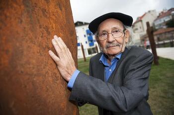 Fallece el artista vasco Agustín Ibarrola a los 93 años