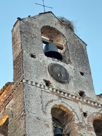 S.O.S. por la torre de la iglesia de Maello