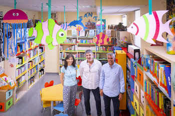 La biblioteca José Jiménez Lozano celebra sus primeros 20 años