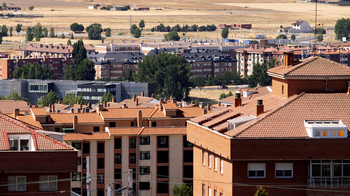 Seis de cada diez viviendas se compran en Ávila a tocateja