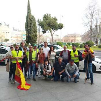 200 abulenses participan en la tractorada de UCCL en Madrid