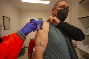 361 personas vacunados en la capital el fin de semana