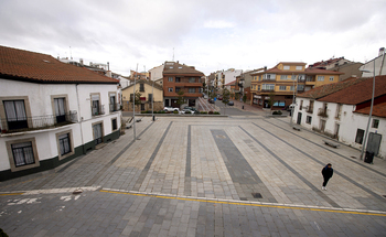 Demolición de edificios para renovar la plaza de Las Navas